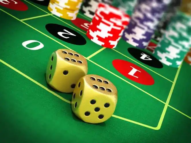 warungqq platform offering football betting, live dealer, slots, and number games across multiple devices